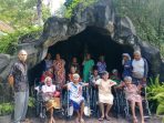 Rabu Abu adalah waktu untuk mengosongkan diri dari ego, agar kita bisa dipenuhi oleh kasih-Nya yang tak terbatas. Dan apabila kamu berpuasa, janganlah muram mukamu seperti orang munafik.(Matius 61 (3)
