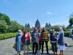 Rabu Abu adalah waktu untuk mengosongkan diri dari ego, agar kita bisa dipenuhi oleh kasih-Nya yang tak terbatas. Dan apabila kamu berpuasa, janganlah muram mukamu seperti orang munafik.(Matius 61 (5) Rabu Abu adalah waktu untuk mengosongkan diri dari ego, agar kita bisa dipenuhi oleh kasih-Nya yang tak terbatas. Dan apabila kamu berpuasa, janganlah muram mukamu seperti orang munafik.(Matius 61 (5)